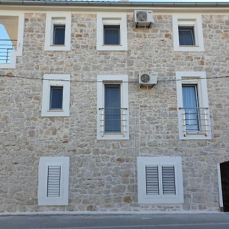 Apartments Violeta Betina (Sibenik-Knin) Exterior foto